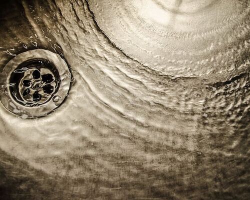 water-drops-sink-dark